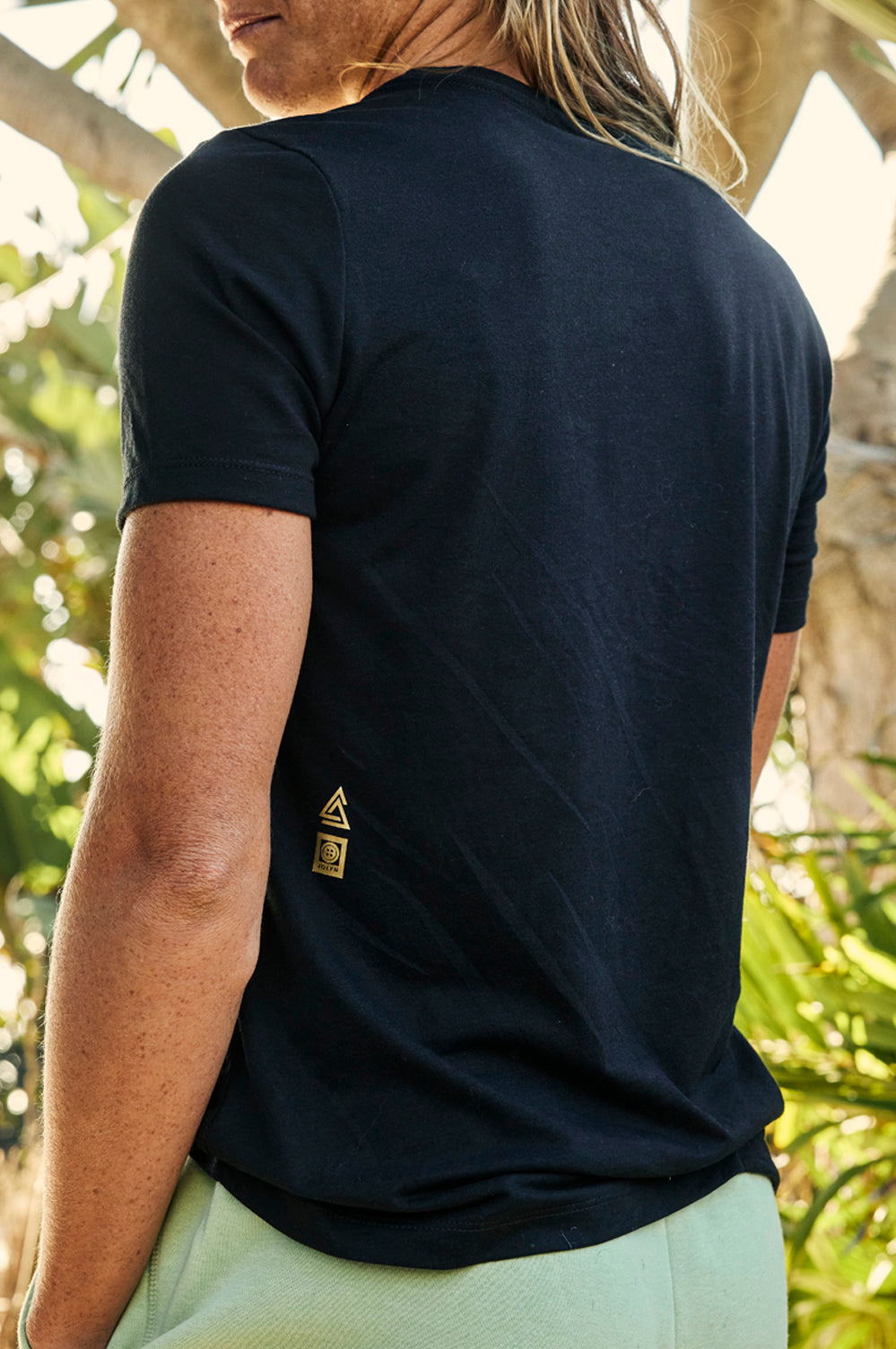  Classic T-Shirt - Black