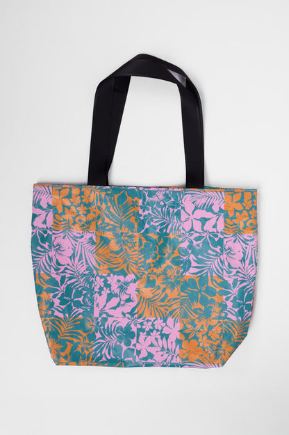  Water Resistant Tote - Echo