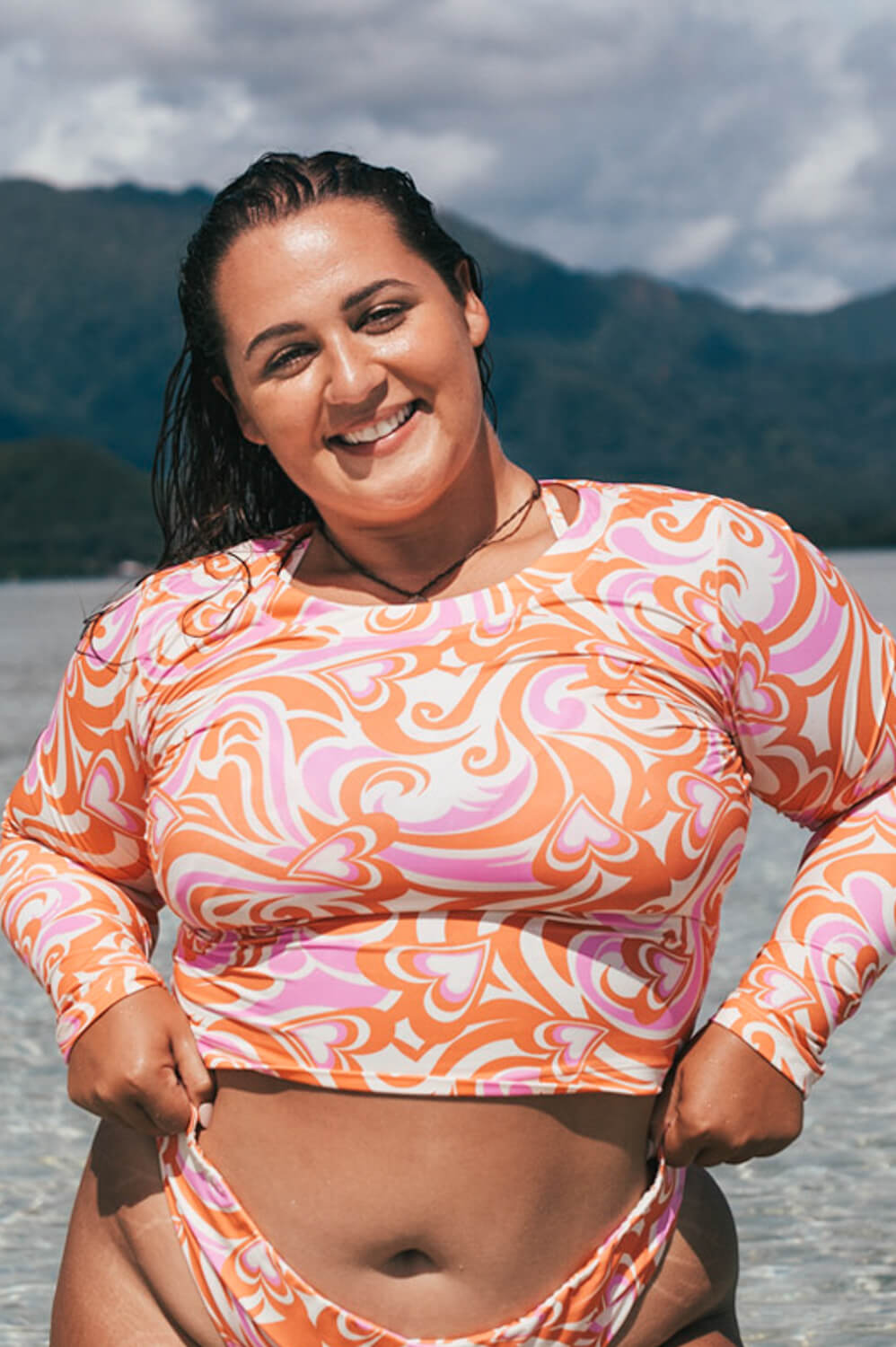  Freya Long Sleeved Crop Rashie - Darlin